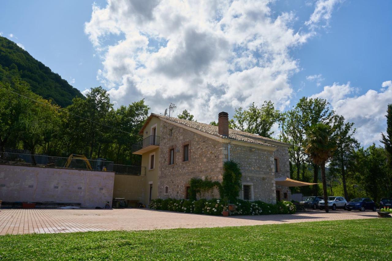Masseria Boutique B&B มอนเตลลา ภายนอก รูปภาพ